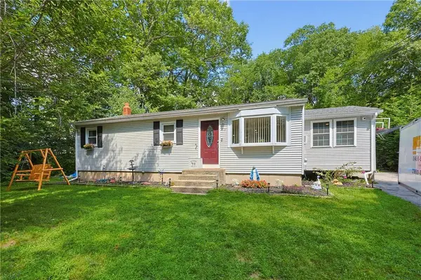 417 Lake Washington DR