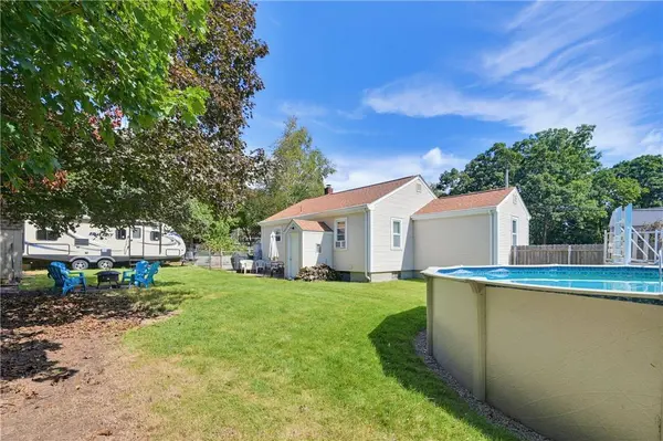 63 Taft ST, Coventry, RI 02816