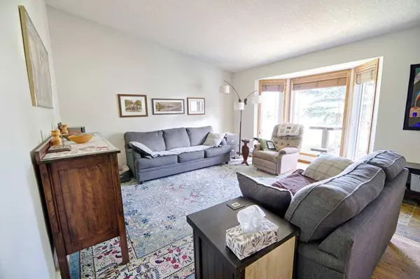 14 Mt Brazeau RD W, Lethbridge, AB T1K 6L6
