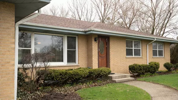 34 S WILDWOOD DR, Prospect Heights, IL 60070