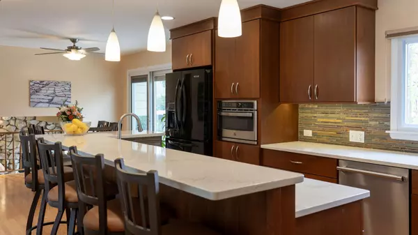 1462 Hemlock Knoll TER, Northbrook, IL 60062