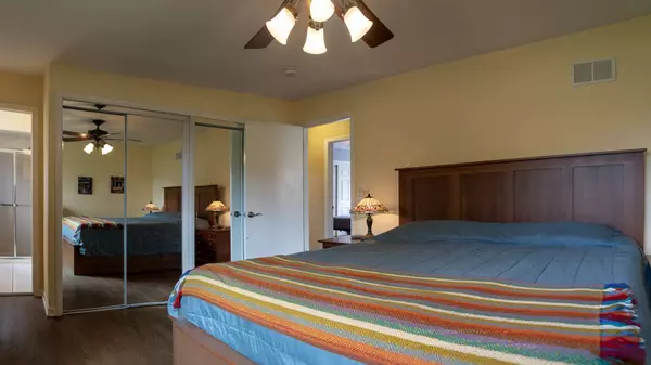 1462 Hemlock Knoll TER, Northbrook, IL 60062