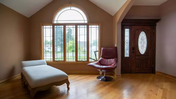 8200 NATOMA AVE, Burbank, IL 60459