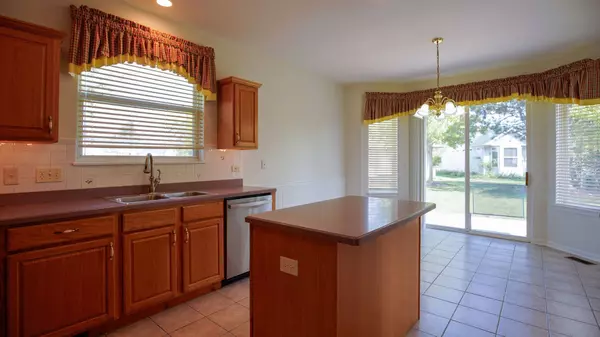 12298 Winding Creek LOOP, Huntley, IL 60142