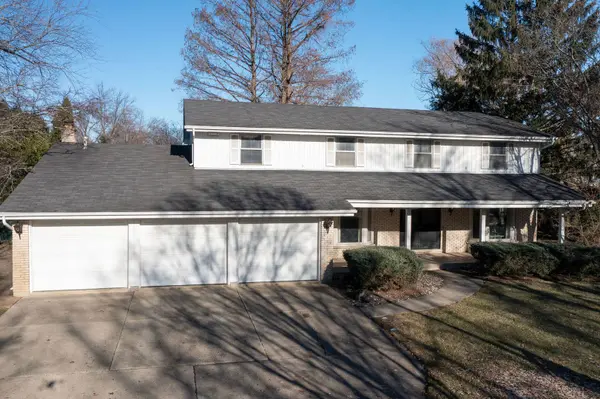 2850 Beckwith CT, Northbrook, IL 60062