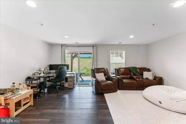 1884 THISTLE CT, Downingtown, PA 19335