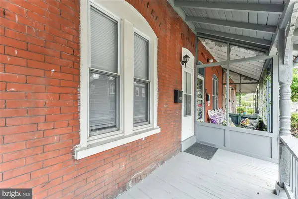 12 8TH ST, Brookhaven, PA 19015