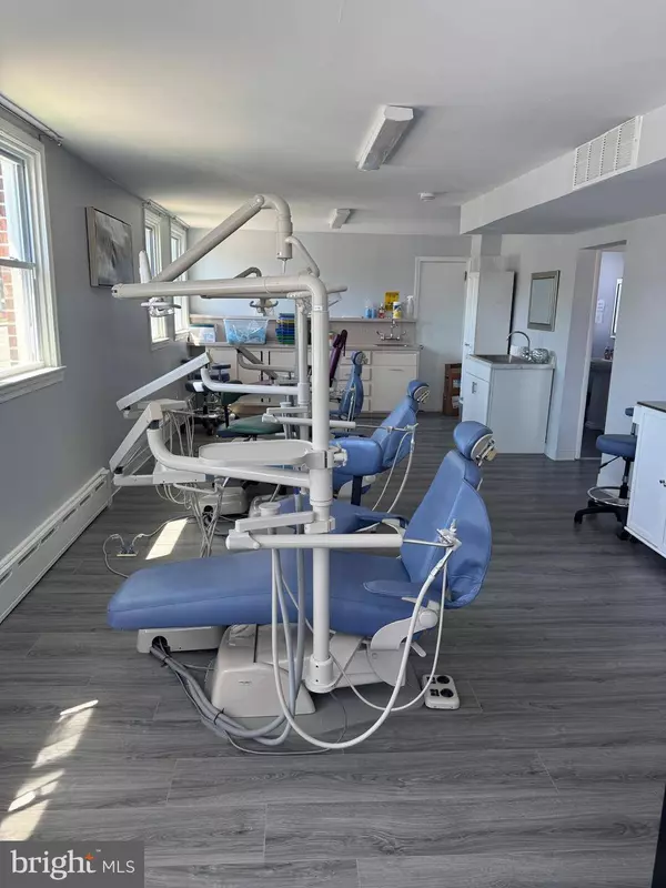 4201 EDGMONT AVE, Brookhaven, PA 19015