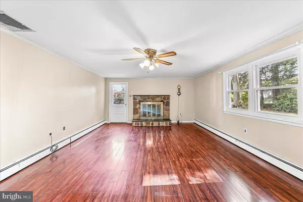 1212 SYLVAN RD, West Chester, PA 19382