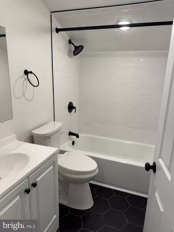 410 E JEFFERSON ST, Media, PA 19063