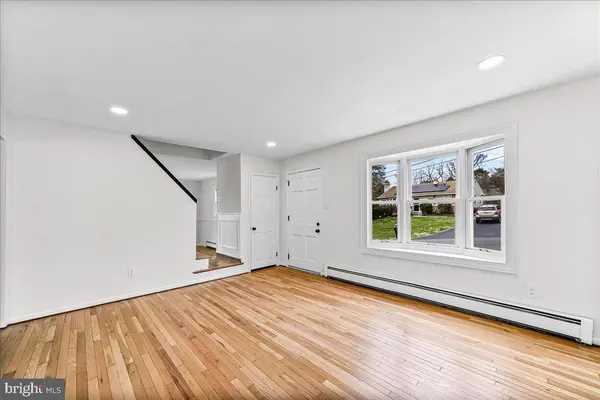 1821 PLUM, Upper Chichester, PA 19061