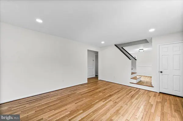 1821 PLUM, Upper Chichester, PA 19061