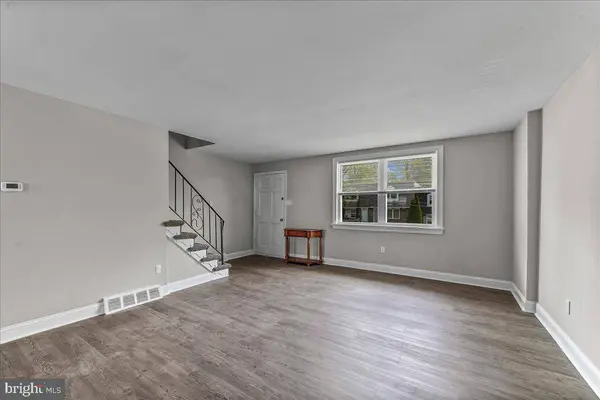 1423 RAINER RD, Brookhaven, PA 19015