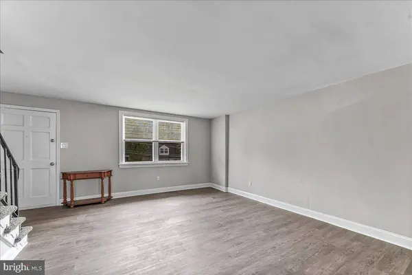 1423 RAINER RD, Brookhaven, PA 19015
