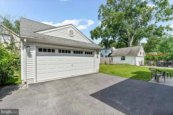 735 CONCORD AVE, Drexel Hill, PA 19026
