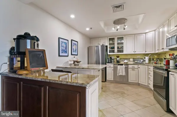 1100-UNIT LOVERING AVE #1406, Wilmington, DE 19806