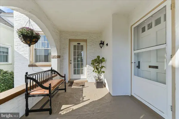 12 CORINNE CT, Wilmington, DE 19809