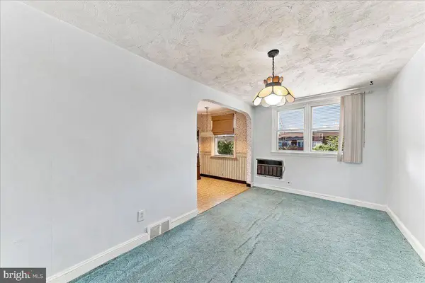 282 N OAK AVE, Clifton Heights, PA 19018