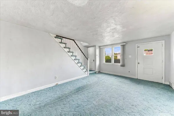 282 N OAK AVE, Clifton Heights, PA 19018