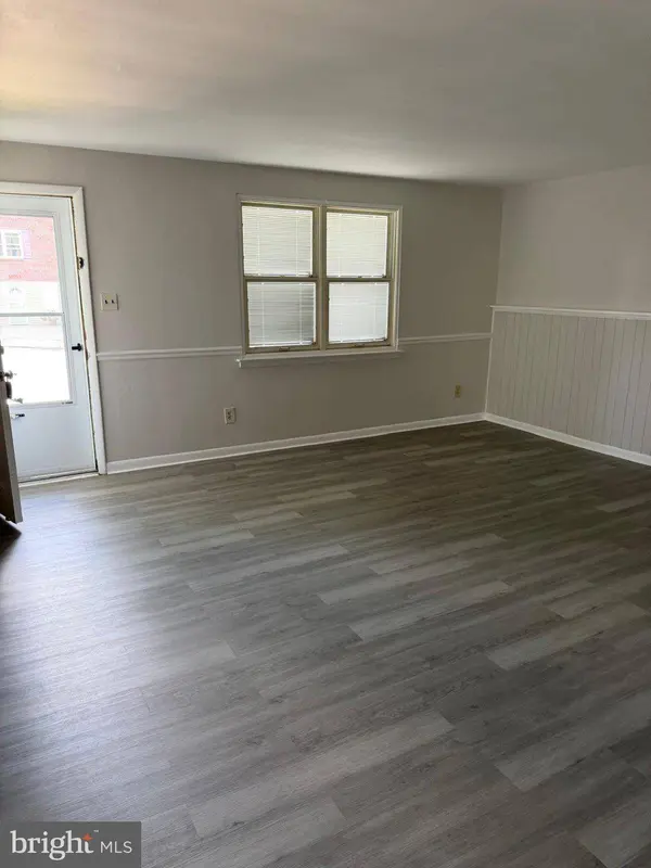 1404 POWELL RD, Brookhaven, PA 19015