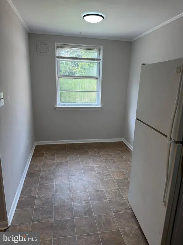 1404 POWELL RD, Brookhaven, PA 19015