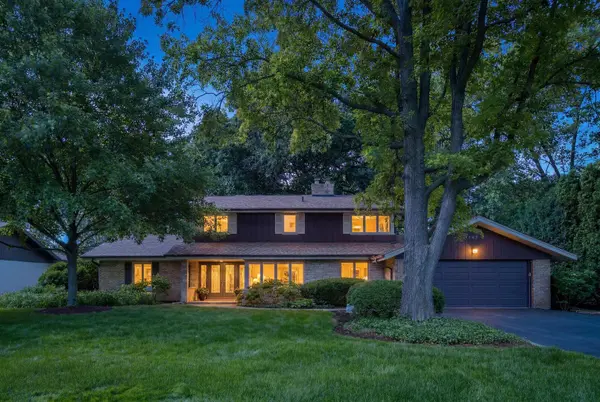 147 Timber View DR, Oak Brook, IL 60523