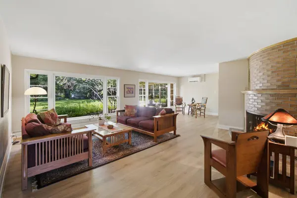 147 Timber View DR, Oak Brook, IL 60523