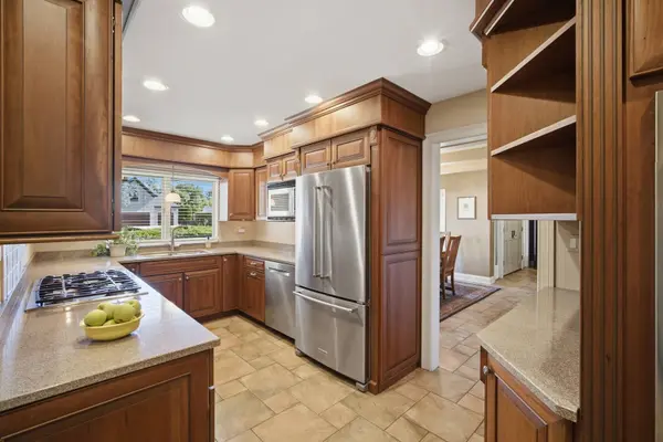 147 Timber View DR, Oak Brook, IL 60523