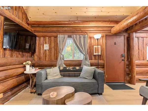 56483 MCKENZIE HWY, Mc Kenzie Bridge, OR 97413