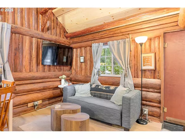 56483 MCKENZIE HWY, Mc Kenzie Bridge, OR 97413