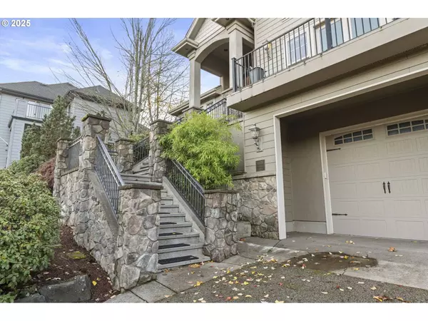 6035 FERNHILL LOOP, Springfield, OR 97478