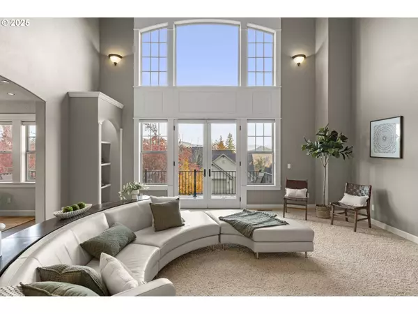 6035 FERNHILL LOOP, Springfield, OR 97478