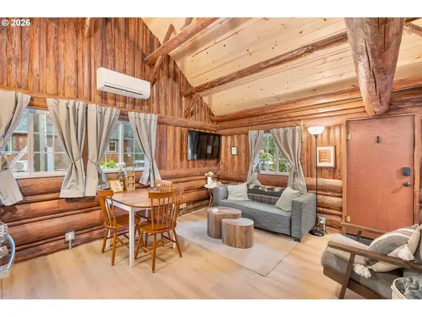 56483 MCKENZIE HWY #14, Mc Kenzie Bridge, OR 97413