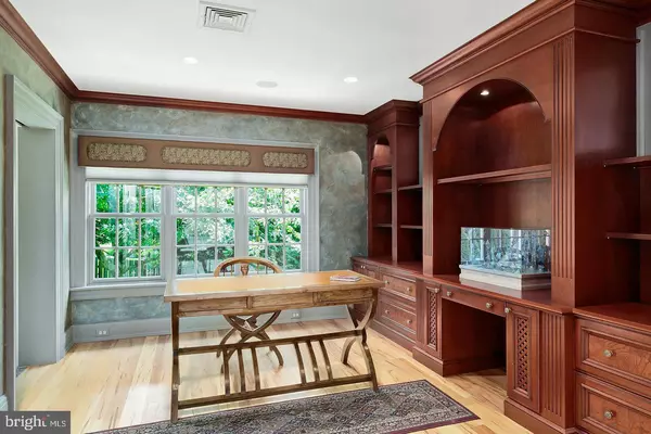 628 WINDSOCK WAY, Moorestown, NJ 08057