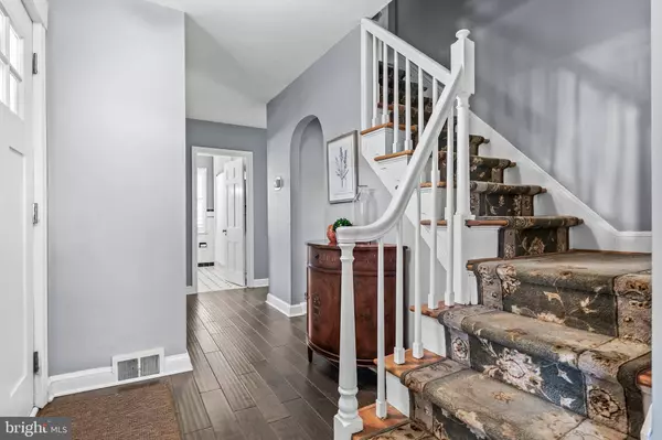 531 COVINGTON TER, Moorestown, NJ 08057