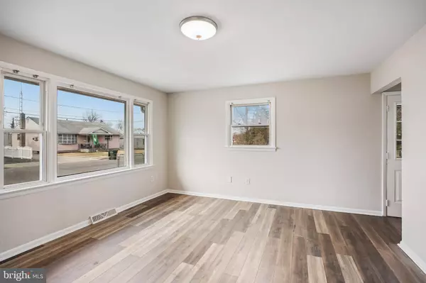 9-11 EASLICK AVE, Lumberton, NJ 08048