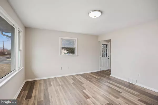 9-11 EASLICK AVE, Lumberton, NJ 08048