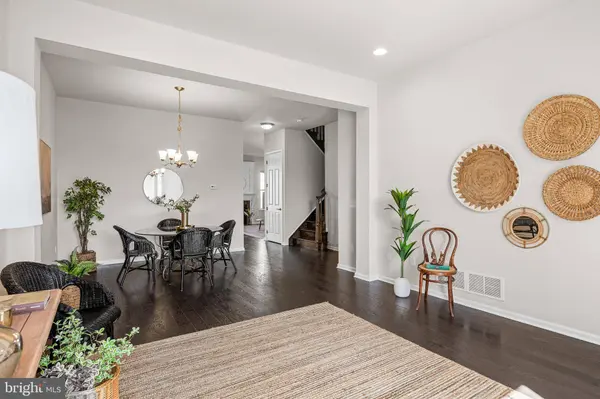 2007 GRANDSTAND WAY, Cherry Hill, NJ 08002