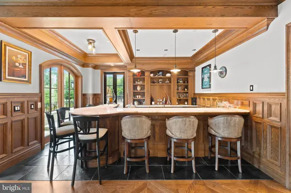 2801 RIVERTON, Cinnaminson, NJ 08077