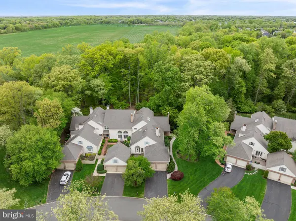 465 WINDROW CLUSTERS DR, Moorestown, NJ 08057
