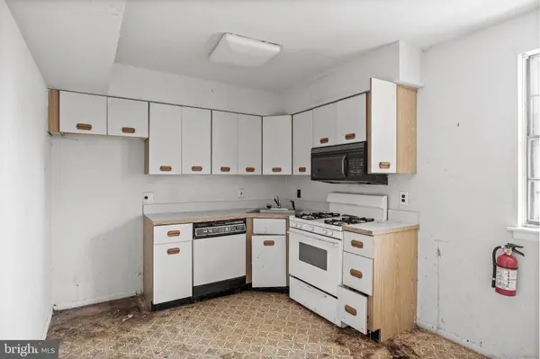 109 EAVES MILL RD, Medford, NJ 08055