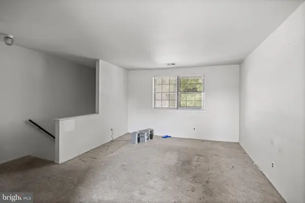 109 EAVES MILL RD, Medford, NJ 08055