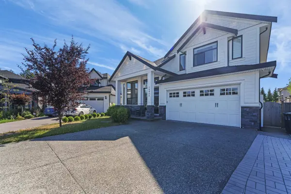 16466 103 AVE, Surrey, BC V4N 1Y6