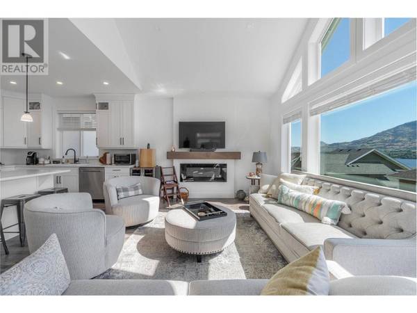 252 2450 Radio Tower Road, Oliver, BC V0H1T1