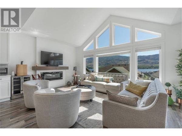 252 2450 Radio Tower Road, Oliver, BC V0H1T1