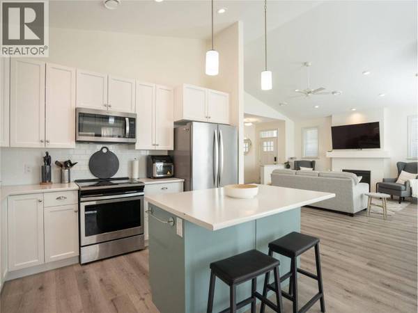 2450 Radio Tower RD #1, Oliver, BC V0H1T1