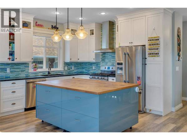 2450 Radio Tower RD #274, Oliver, BC V0H1T1