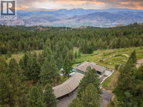1370 Bullmoose Way, Osoyoos, BC V0H1V6