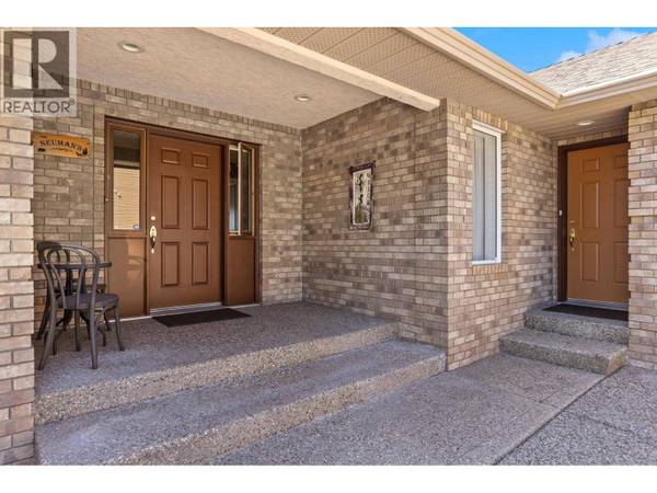 5990 Victoria Street, Peachland, BC V0H2E9