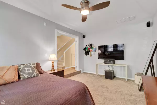 2862 N Paulina ST #8, Chicago, IL 60657